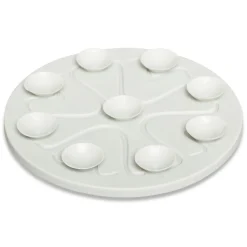 Interactive Grey Slow Feeder